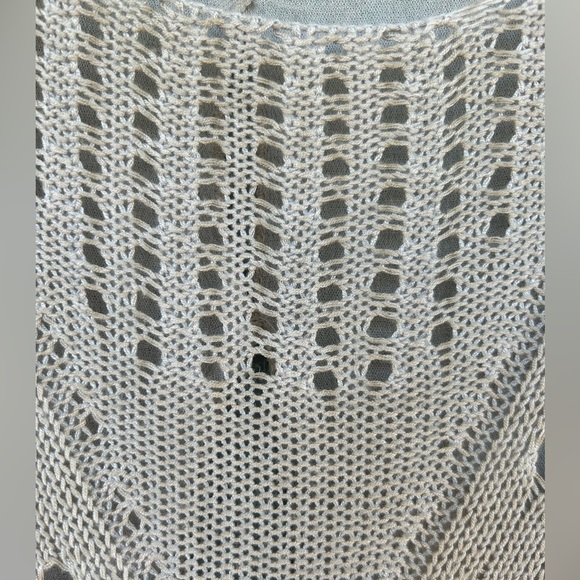 74.Women’s Italian BeigeTop
Size:M Petite - Picture 5 of 16